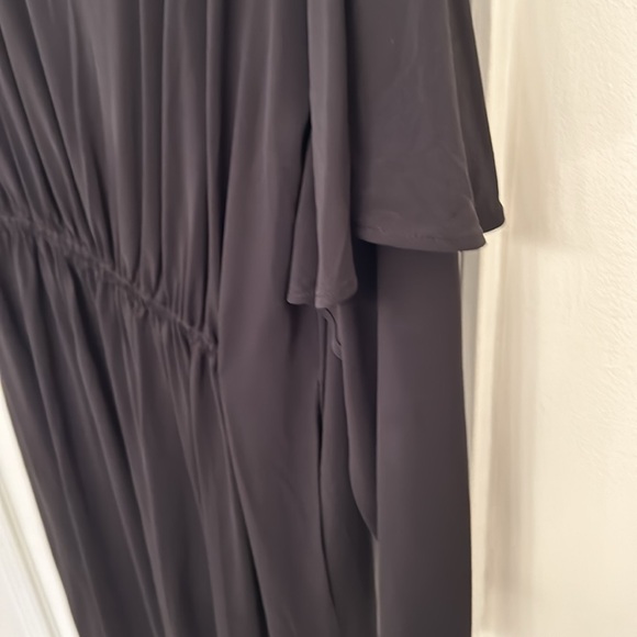 COS Maxi V Neck - Picture 4 of 4